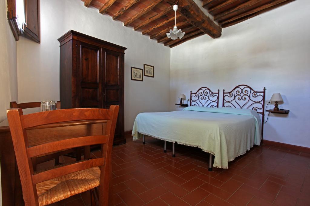 Отель Borgo Castelvecchi Residenza Depoca Рада ин Шанти Экстерьер фото