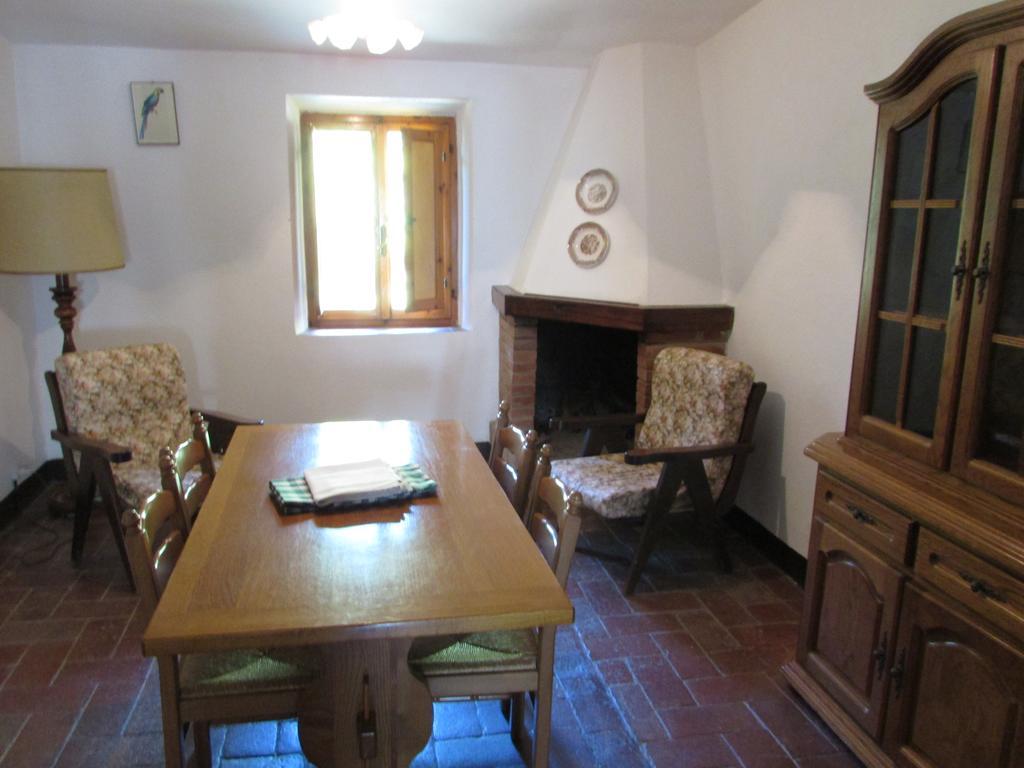 Отель Borgo Castelvecchi Residenza Depoca Рада ин Шанти Экстерьер фото