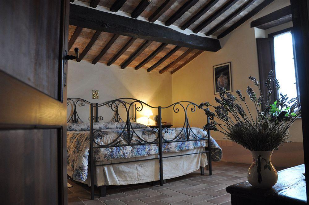 Отель Borgo Castelvecchi Residenza Depoca Рада ин Шанти Экстерьер фото