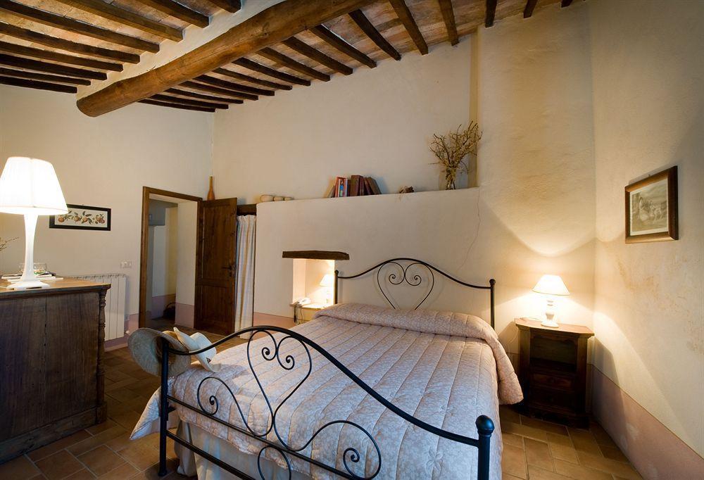 Отель Borgo Castelvecchi Residenza Depoca Рада ин Шанти Экстерьер фото