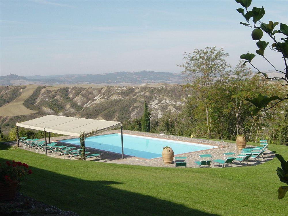 Отель Borgo Castelvecchi Residenza Depoca Рада ин Шанти Экстерьер фото